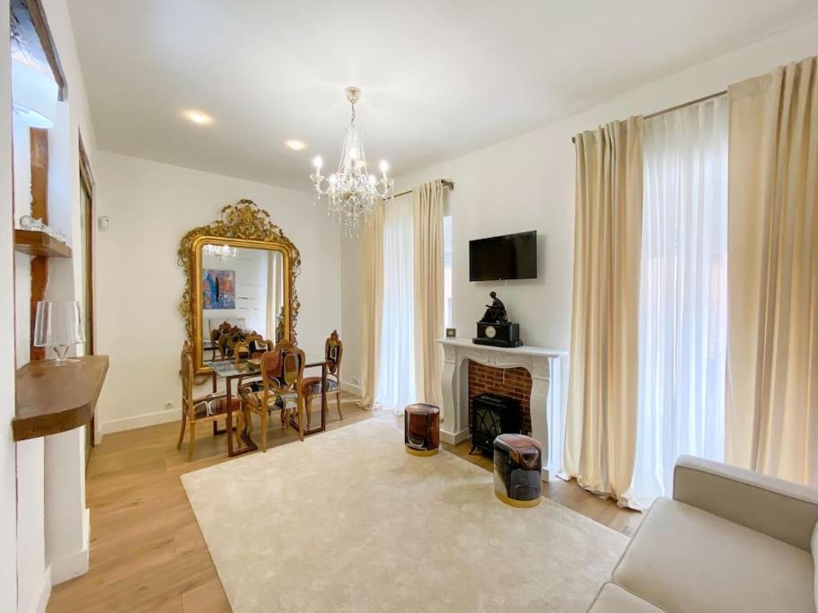 New Lavapies Spacious Flat, 2 Bedrooms And 2 Balconies Madrid Exterior foto